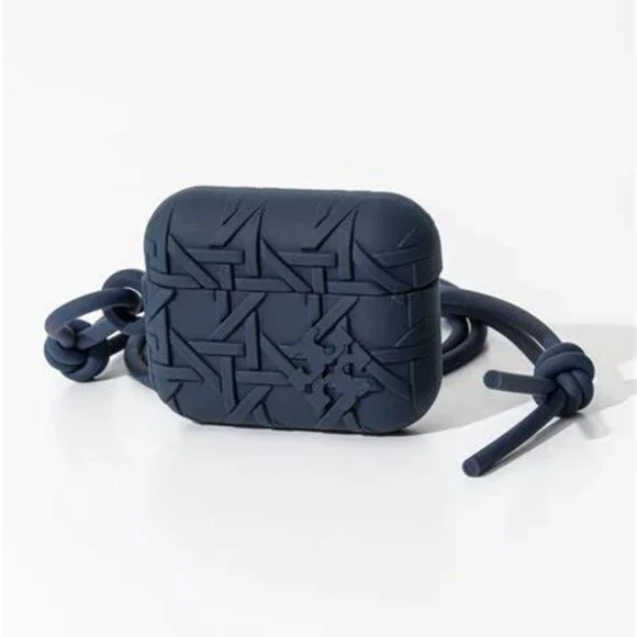 TORY BURCH $98 155653 Silicone Airpods Pro Case Navy NWT! - Picture 4 of 4